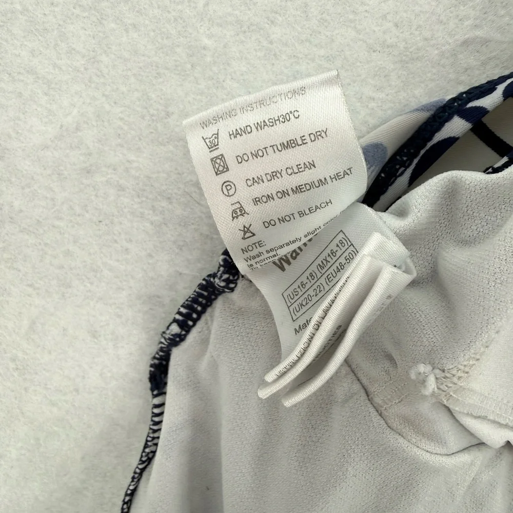 Wantdo Women's One-Piece Push Up Swimsuit Swimwear Size 16 Blue and White Floral - Picture 5 of 10